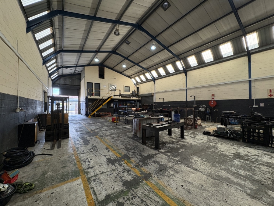 To Let Commercial Property for Rent in Montague Gardens Western Cape